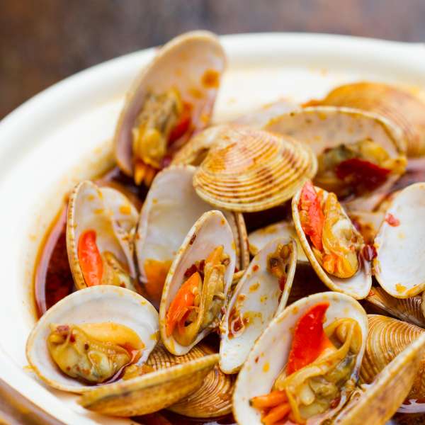 Braised Sea Snails in Spicy Wine